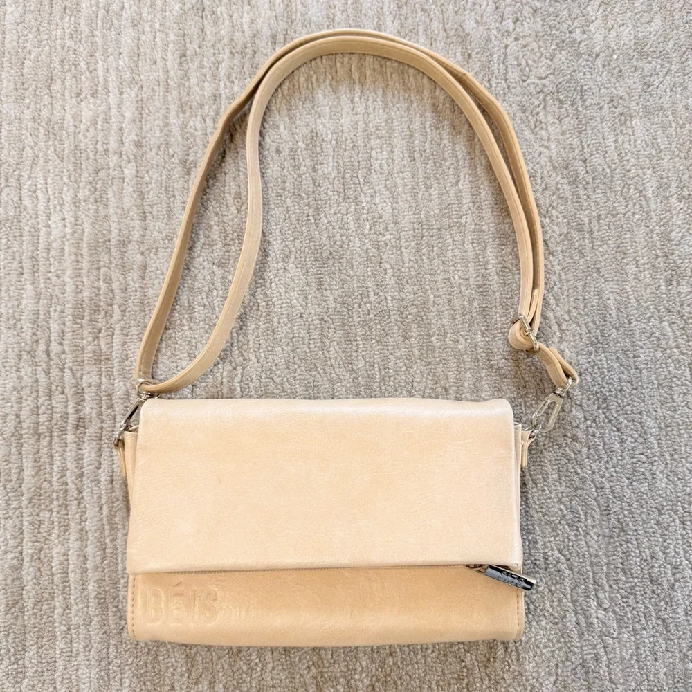 Béis Crossbody Wallet Travel Purse/Clutch - Picture 4 of 14